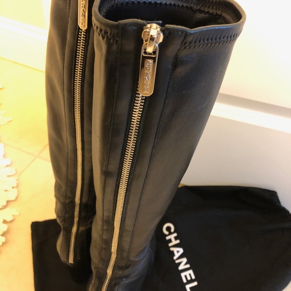 CHANEL High Boots - Picture 3 of 8